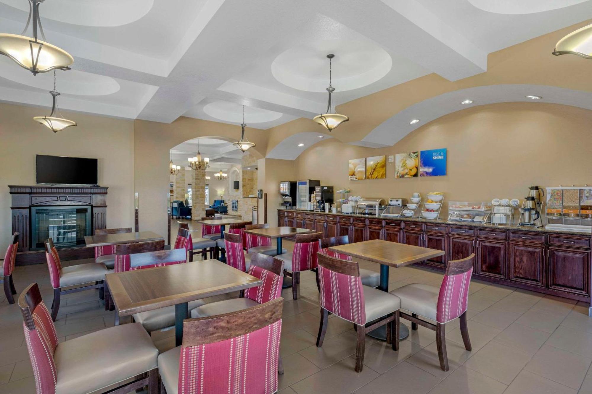 Comfort Suites Benbrook Kültér fotó
